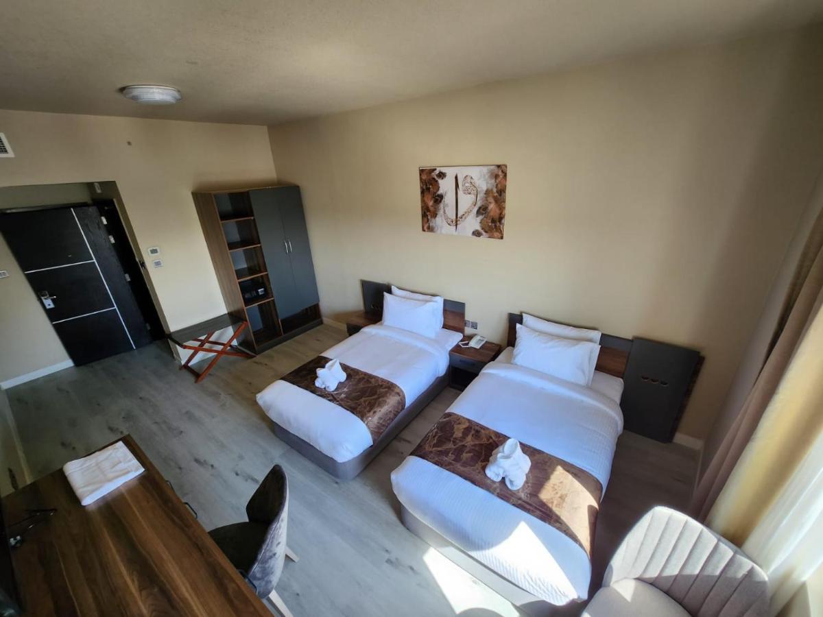 The Saj Hotel Аджман Екстериор снимка