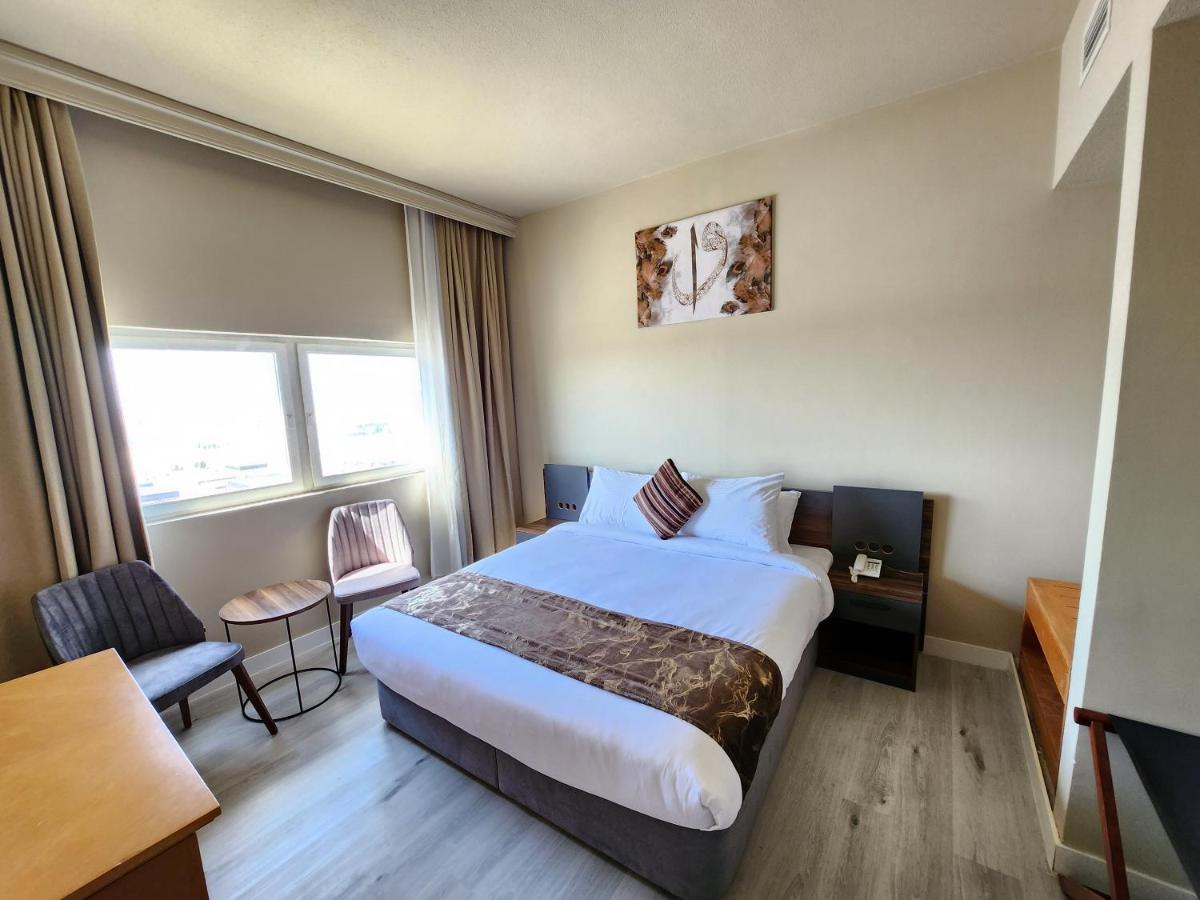 The Saj Hotel Аджман Екстериор снимка