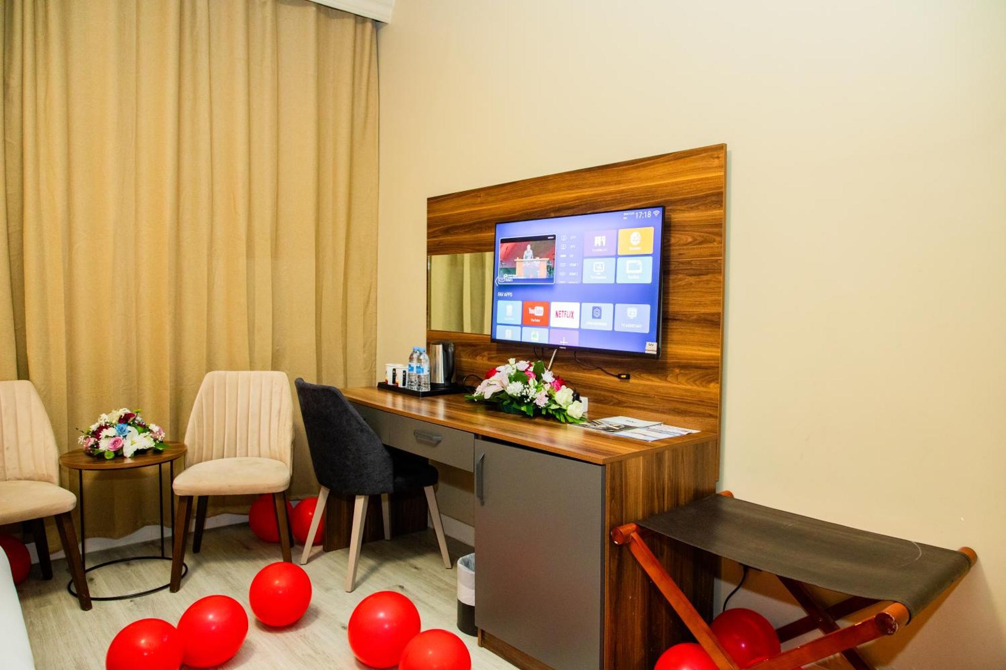 The Saj Hotel Аджман Екстериор снимка