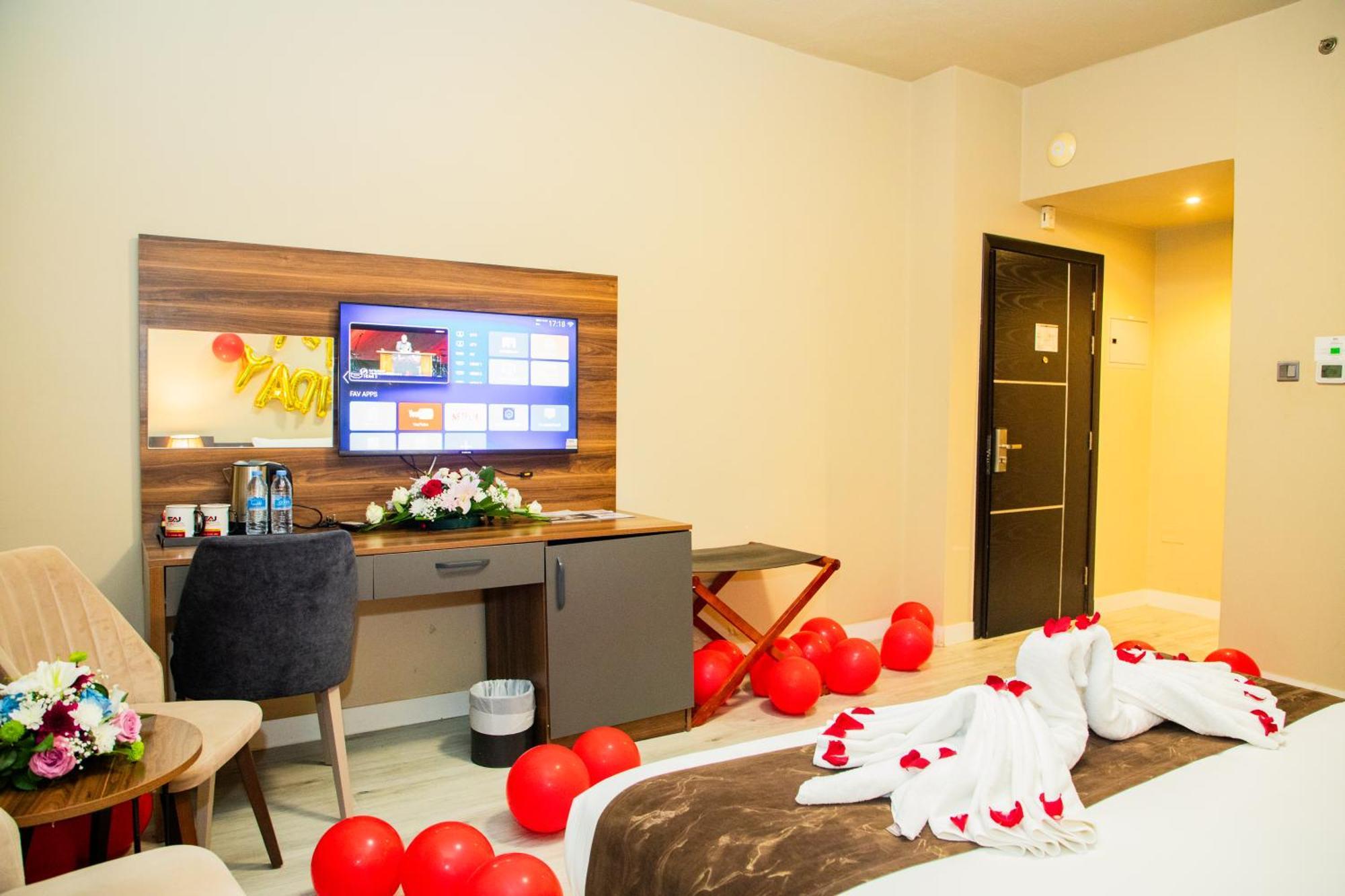 The Saj Hotel Аджман Екстериор снимка